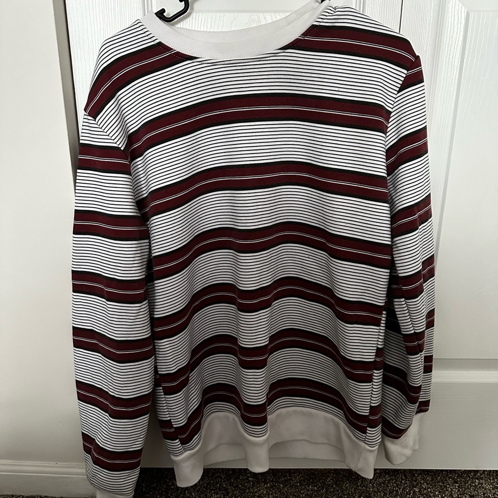 Striped crew neck